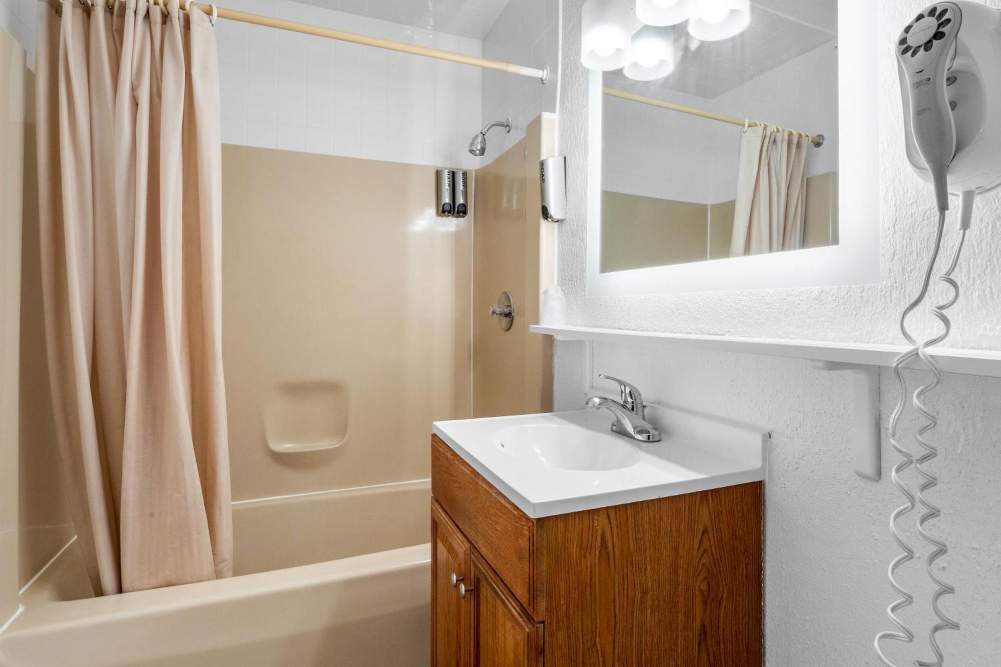 Americas Best Value Inn Jonesville/Hillsdale Dış mekan fotoğraf
