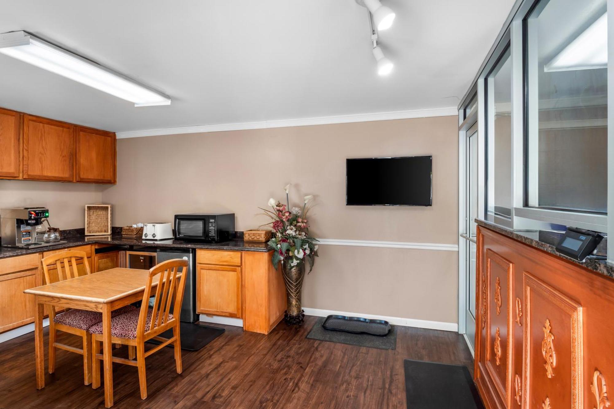 Americas Best Value Inn Jonesville/Hillsdale Dış mekan fotoğraf