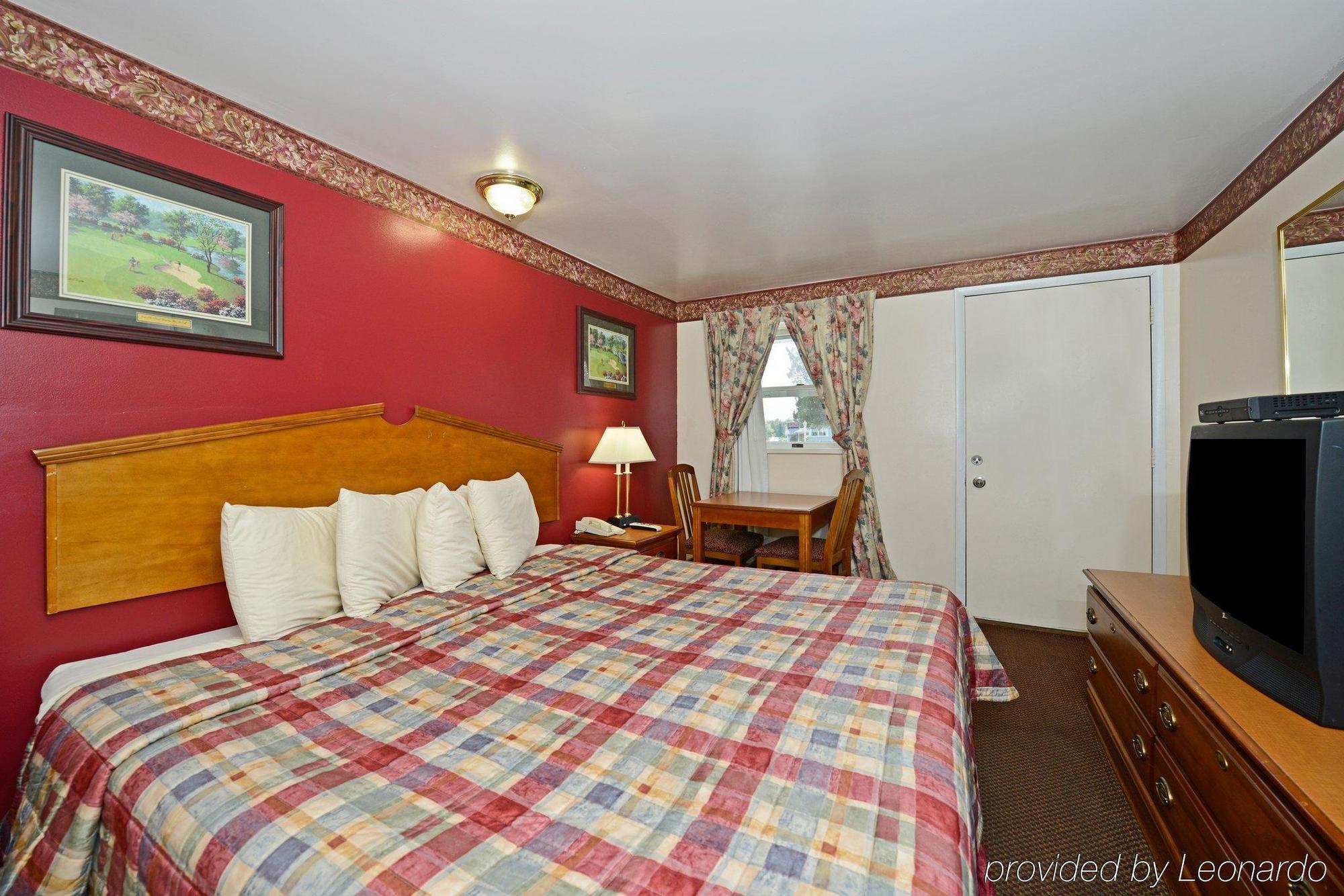 Americas Best Value Inn Jonesville/Hillsdale Oda fotoğraf