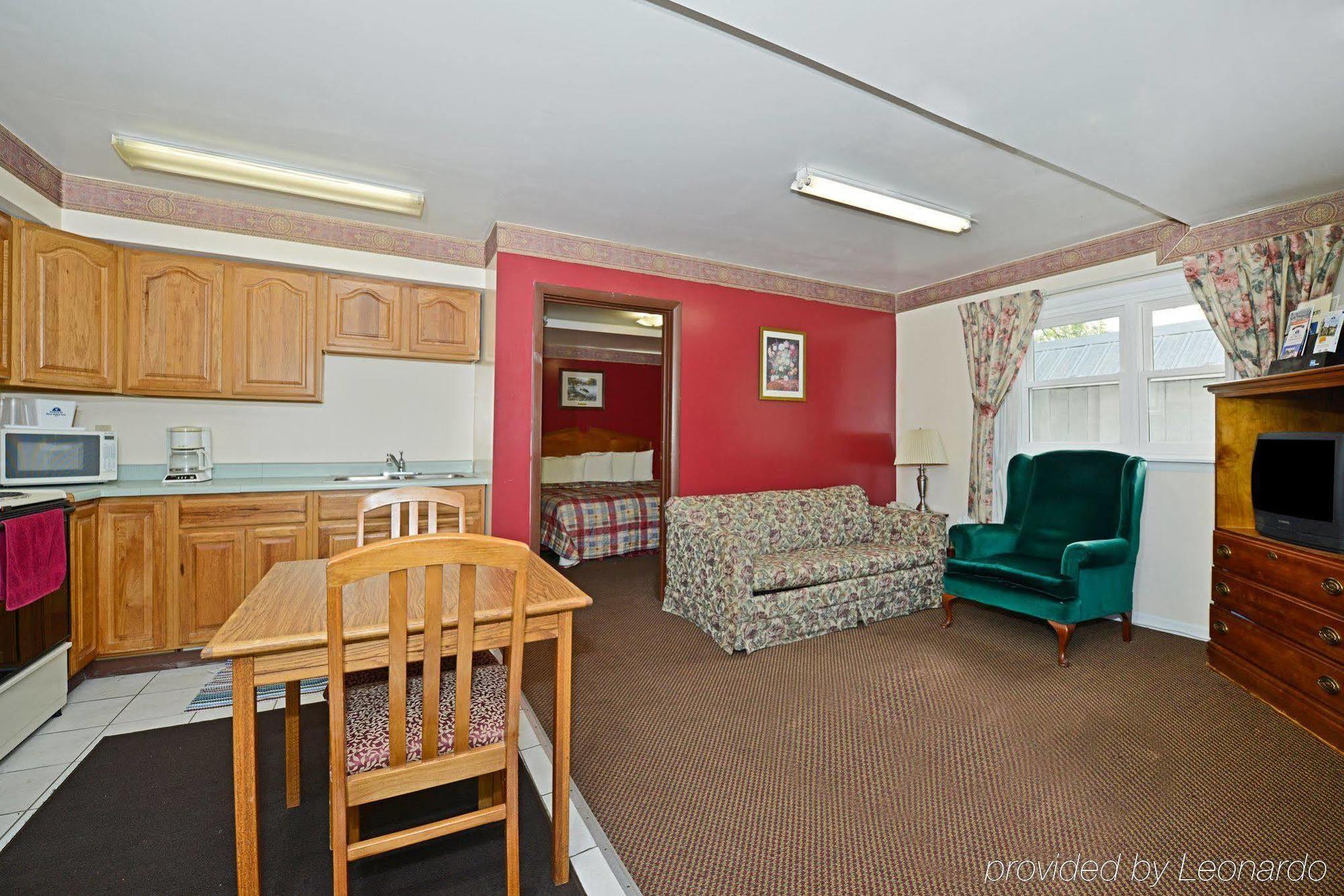 Americas Best Value Inn Jonesville/Hillsdale Oda fotoğraf